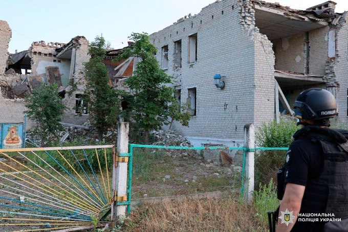 Унаслідок обстрілів трьох районів Харківщини пошкоджено цивільні об’єкти